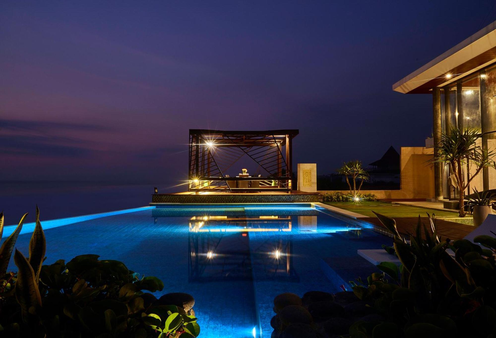 Abian Kapas Beach House Tabanan  Bagian luar foto